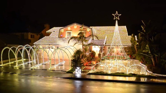 La casa de Jane Stewart es una de las mejor iluminadas esta Navidad