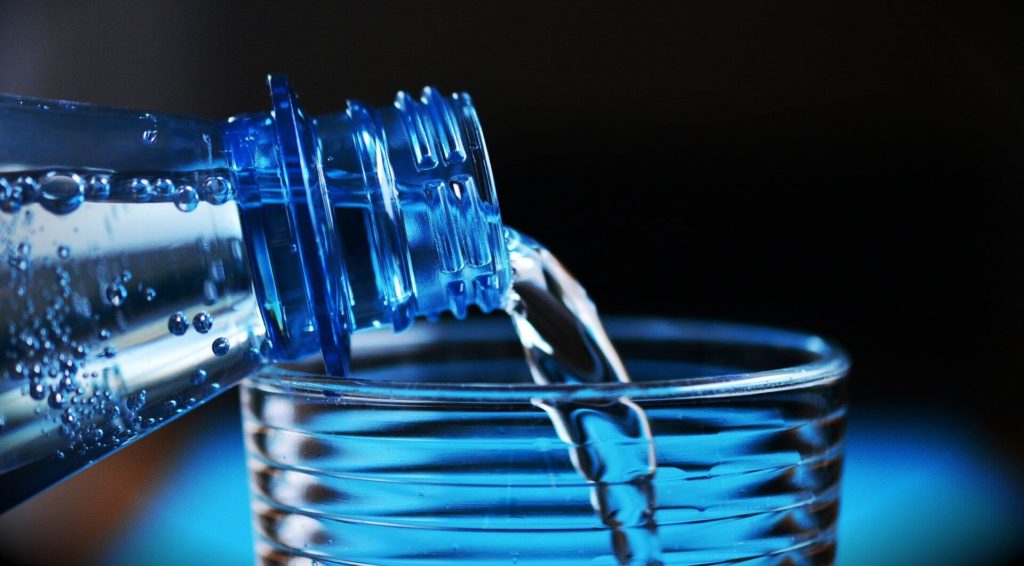 Cómo reciclar agua en el hogar